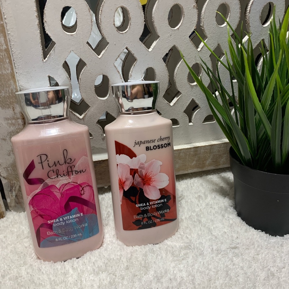 Bath & Body Works lotions bundle